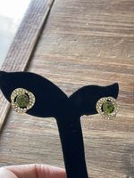 Jolies boucles d’oreilles vintages neuves