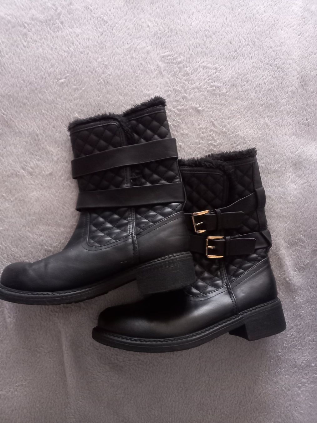 Scarpe da donna: Bottine Femme – Usato da Conthey venduto da OLEN-67