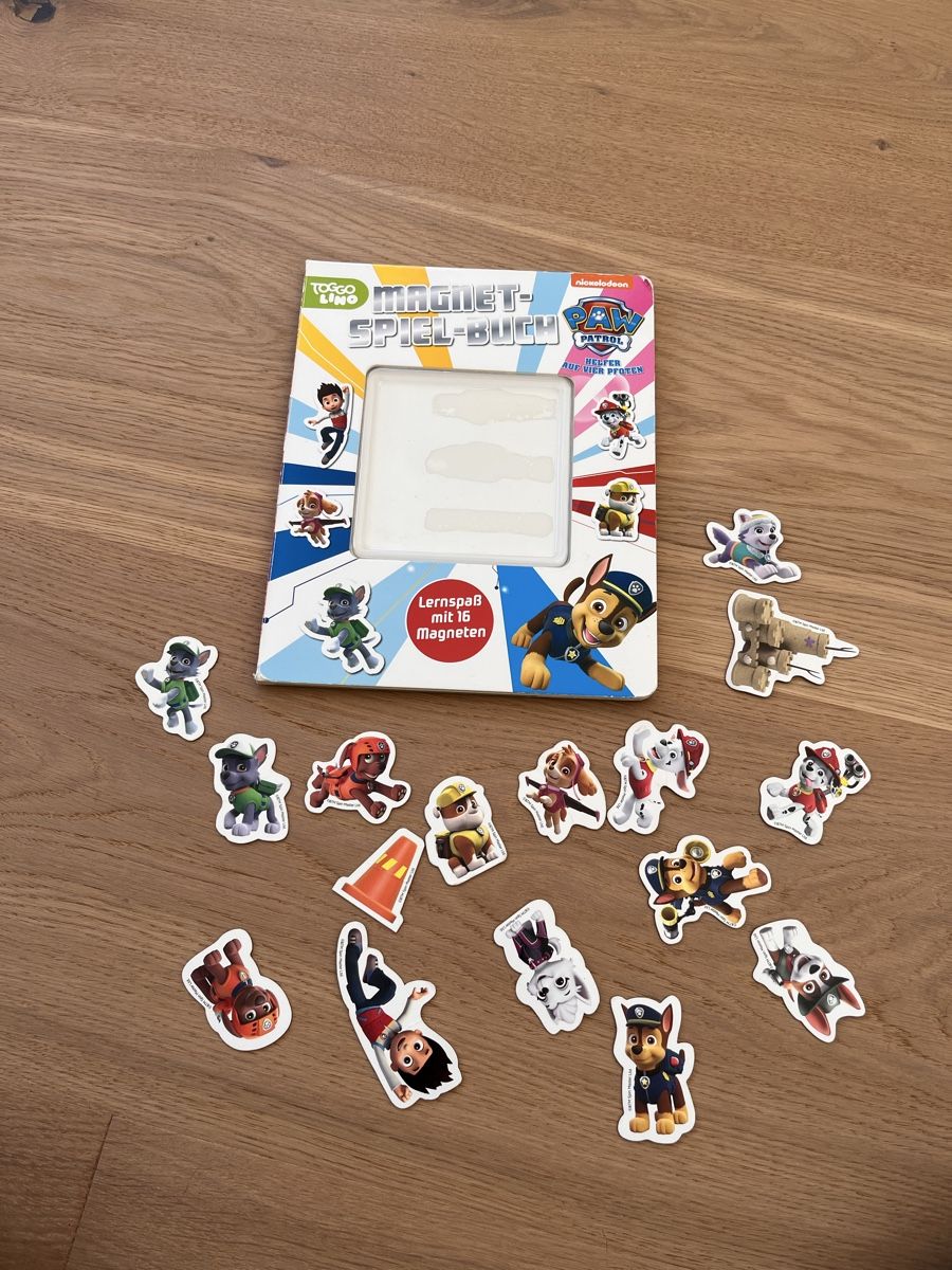 Bücher: Paw Partol Magnet-Spielbuch – Gebraucht aus Tagelswangen von PhilipH01