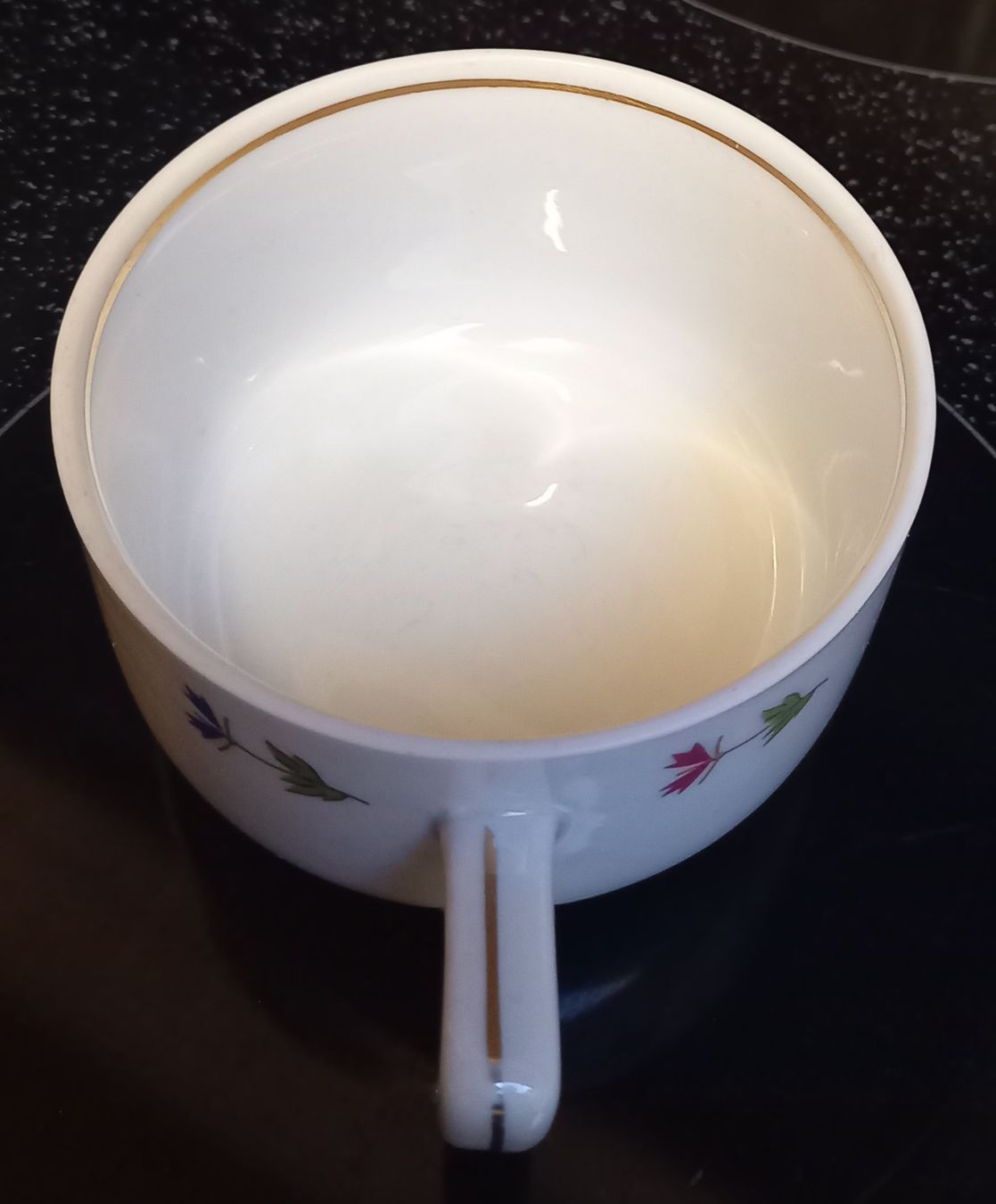 Tazze: Antike Tasse mit feinem Goldrand – Usato da Marbach LU venduto da Ilrebo 3