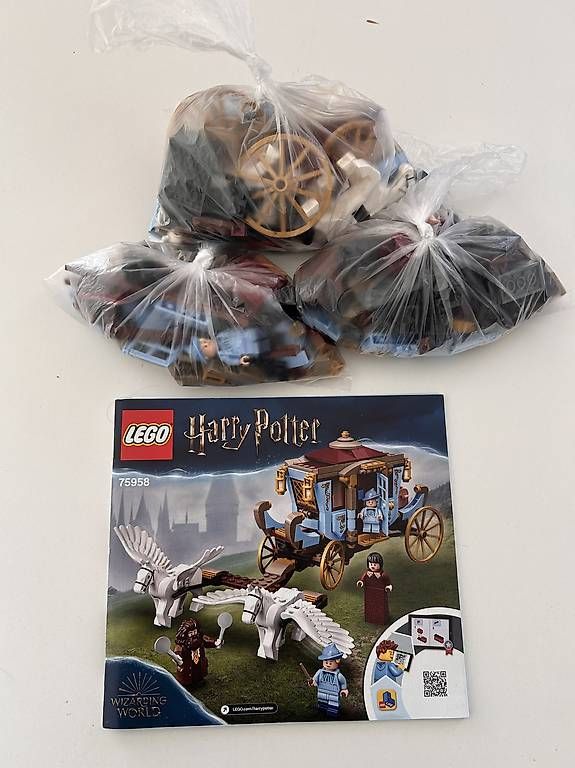 Lego Baukästen: LEGO Harry Potter : Le Carrosse de Beauxbâton – Gebraucht aus Cugy VD von Dolbers