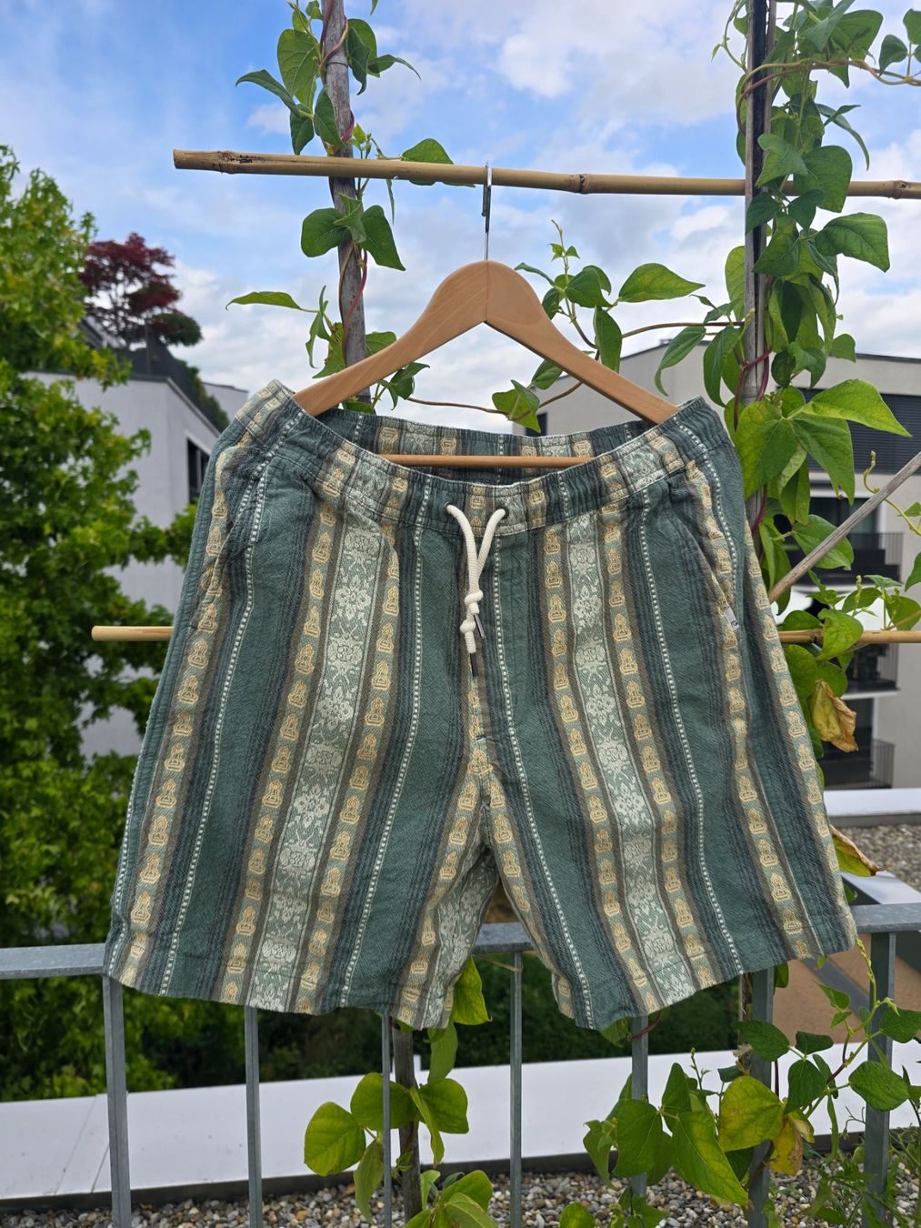 Quiksilver Hosen: Shorts Quicksilver – Gebraucht aus Zürich von Tcrush