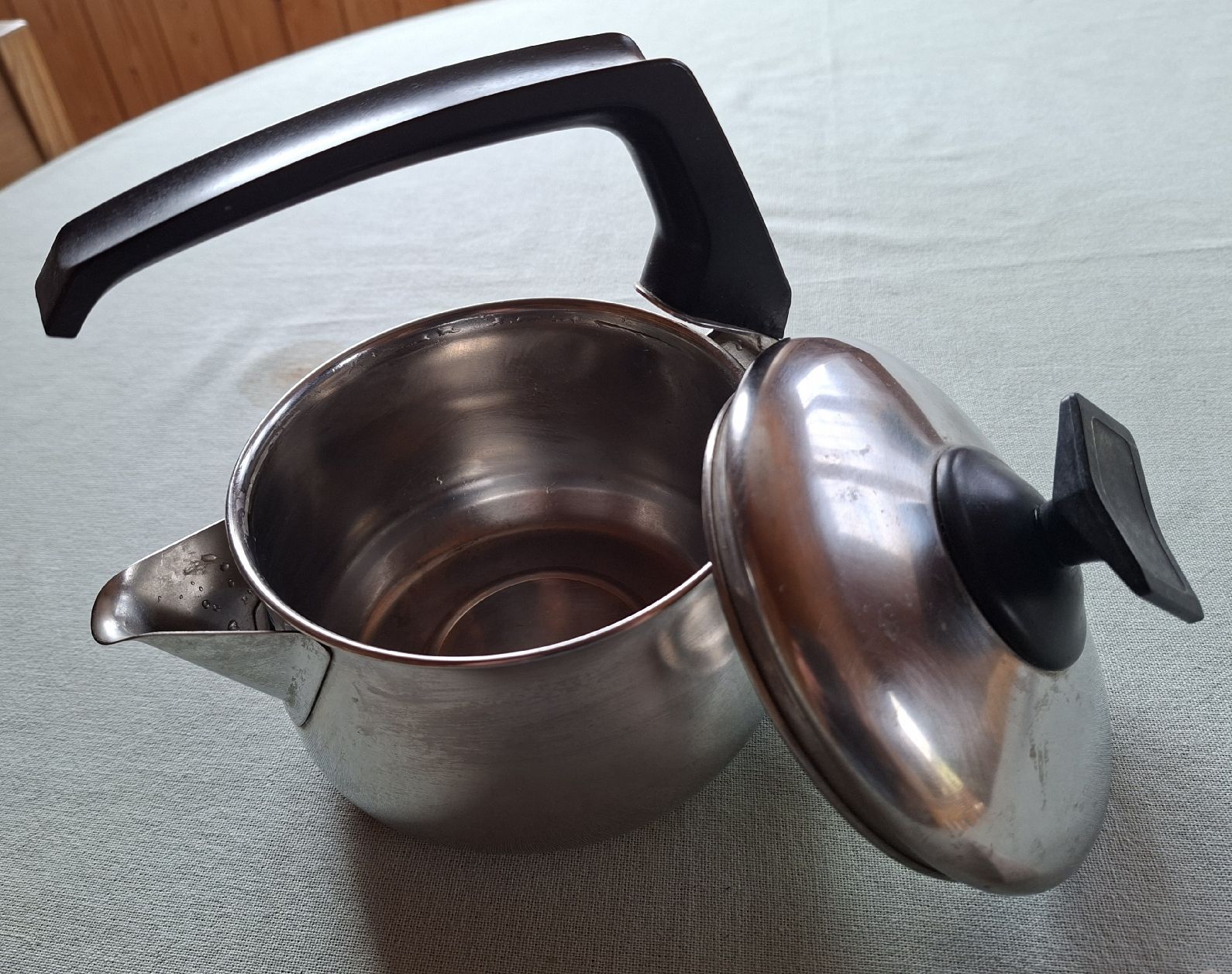 Bollitori: Kleiner Wasserkocher – Usato da Mühlebach (Goms) venduto da jad_bg6z 1