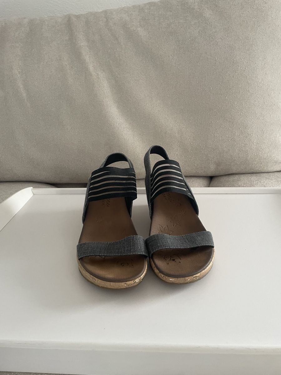 Damenschuhe: Sandales compensées grises – Gebraucht aus Corgémont von Leane.Z 1