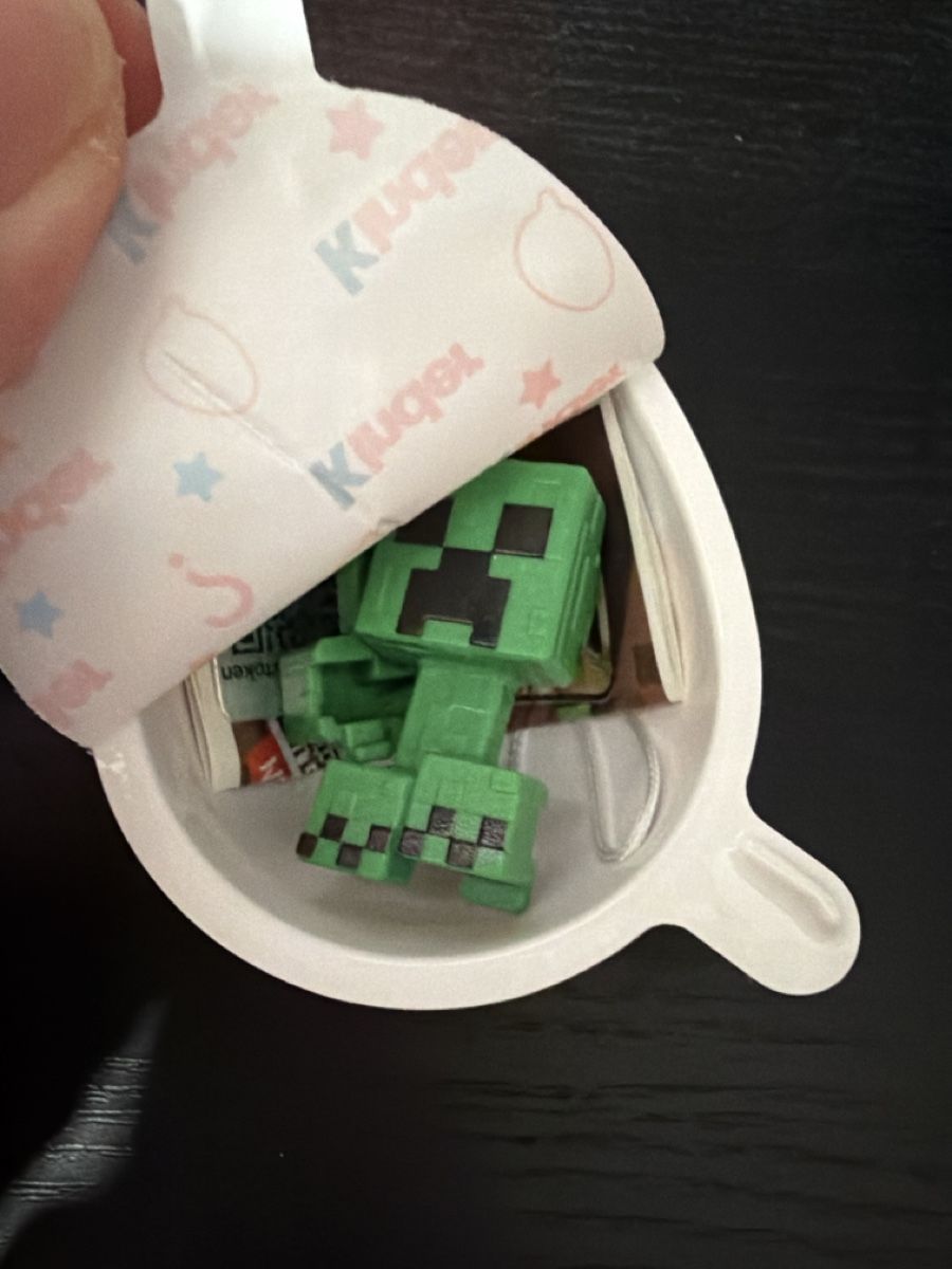 Statuette: Kinder Joy Minecraft Figur - Creeper grün – Nuovo (secondo la descrizione) da wynigen venduto da Birnenmus