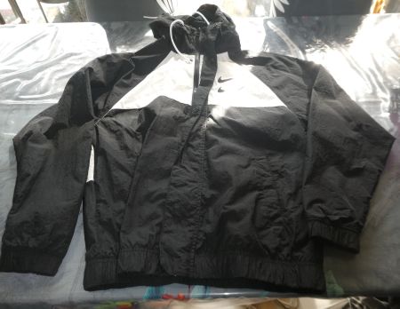 Veste Nike vintage noire et blanche taille S