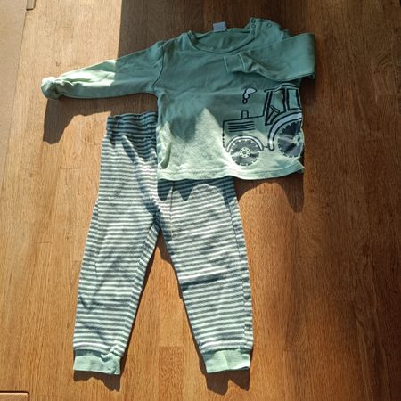 Pyjama Grösse 92