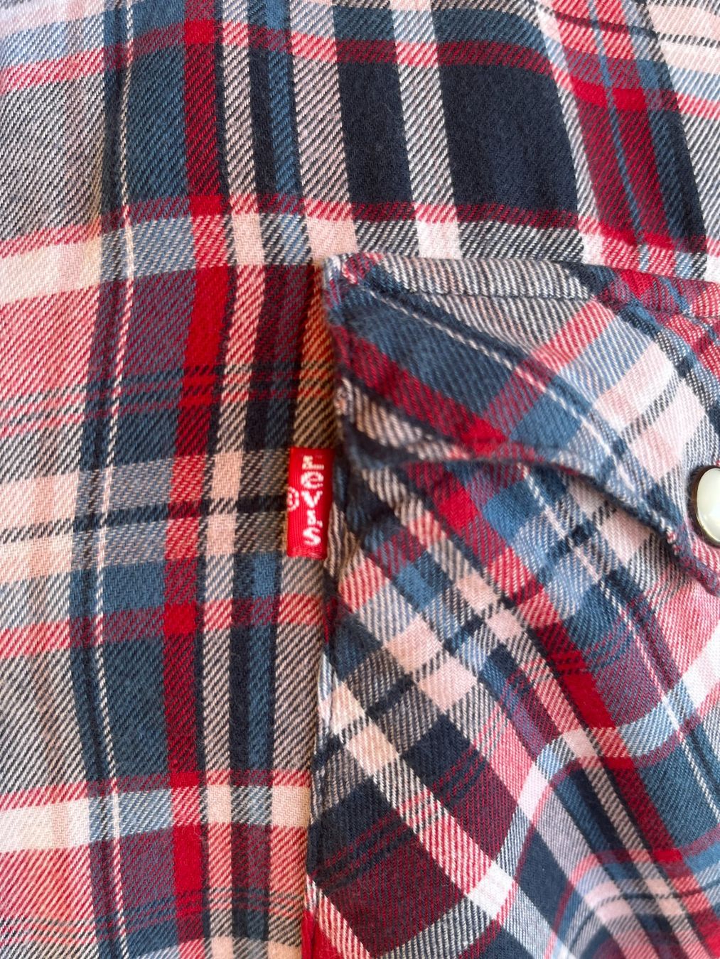 Levi's Chemises: Chemise LEVIS XL – Neuf (Voir description) à Seiry par vanille08 1