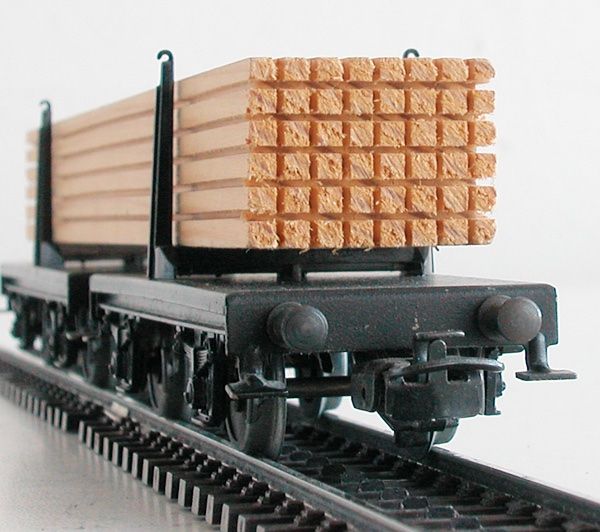 Märklin Modelleisenbahnen: Märklin Langholzwagen Spur H0 – Gebraucht aus Oberwil BL von Klang 2