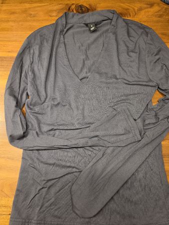 Langarmshirt dunkelgrau V-Ausschnitt Grösse S 