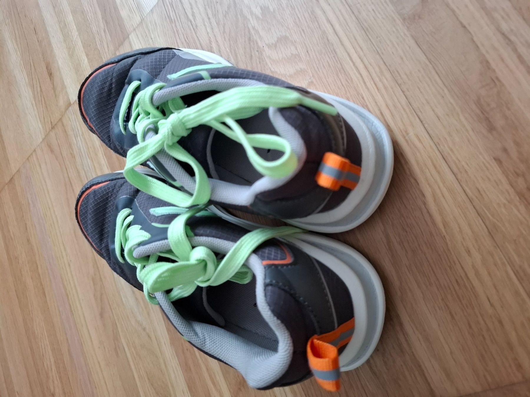 Scarpe da uomo: Sportschuhe gr.36 – Usato da Zürich venduto da zhch15 3