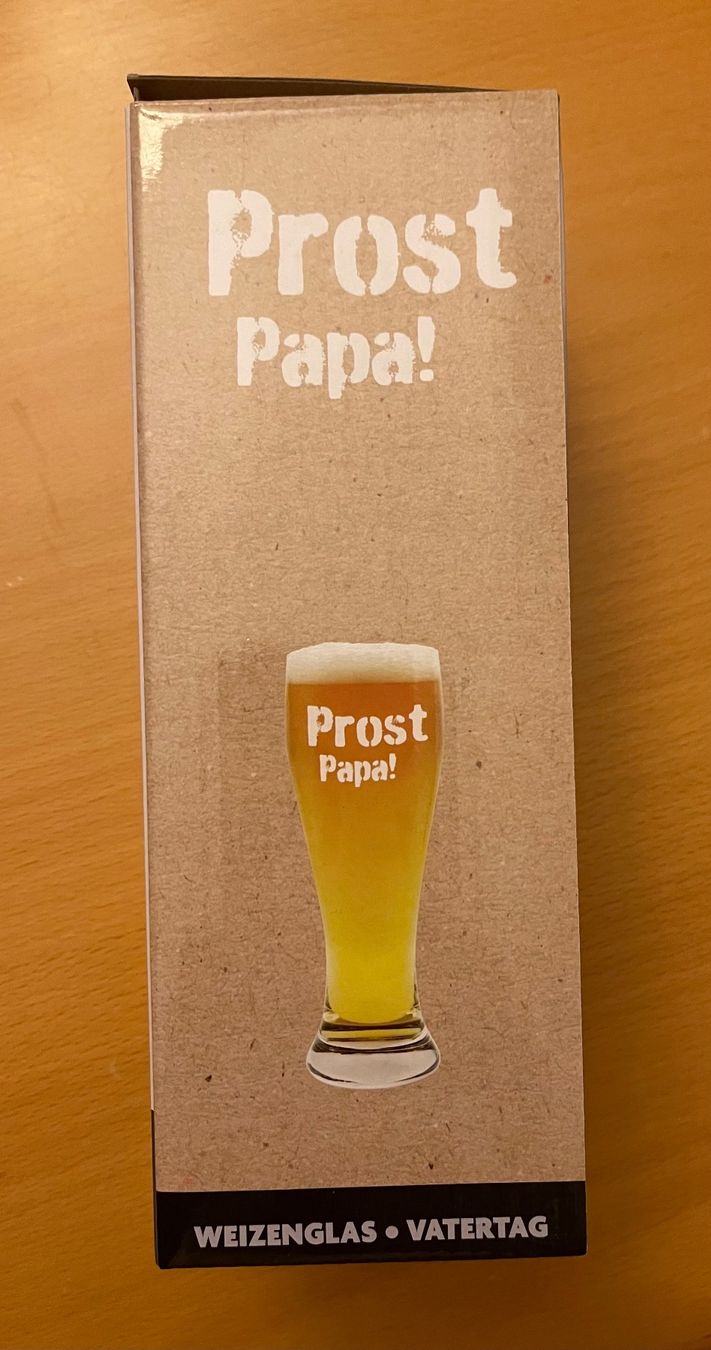 Gläser: Weizenbierglas Prost Papa 560ml 21cm – Neu und originalverpackt aus Basel von Seifehuesli 2