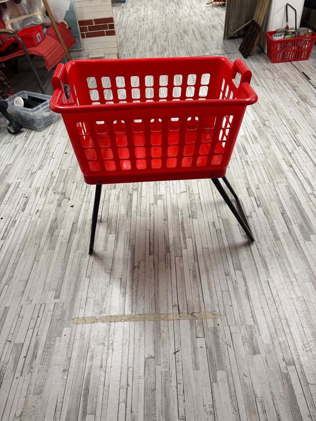 Paniers à linge: Wäschekorb – D'occasion à liestal par Palacomorelo 1