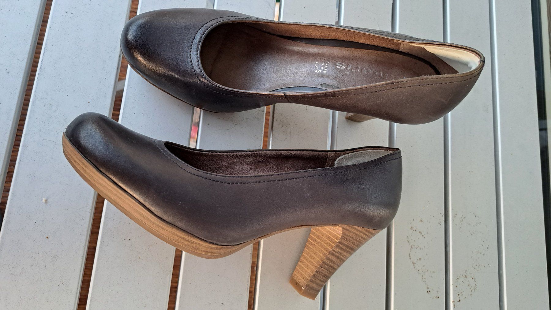 Tamaris Damenschuhe: Blaue Tamaris-Pumps, Gr. 38, Echtleder – Gebraucht aus Schliern b. Köniz von Potpourri 2