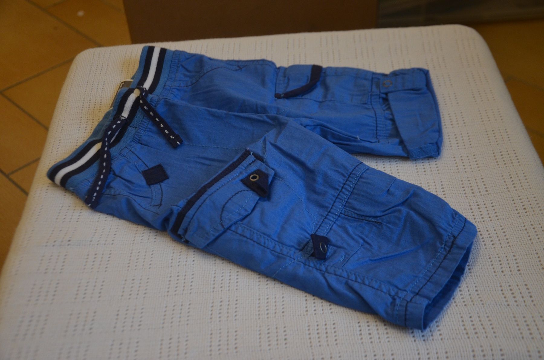 Lotti & Set di vestiti: TAILLE  68-74 - HOSE SIND NEU – Usato da Chiasso venduto da Dolly015 1