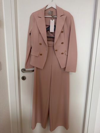 Ensemble tailleur rose Rinascimento taille S 