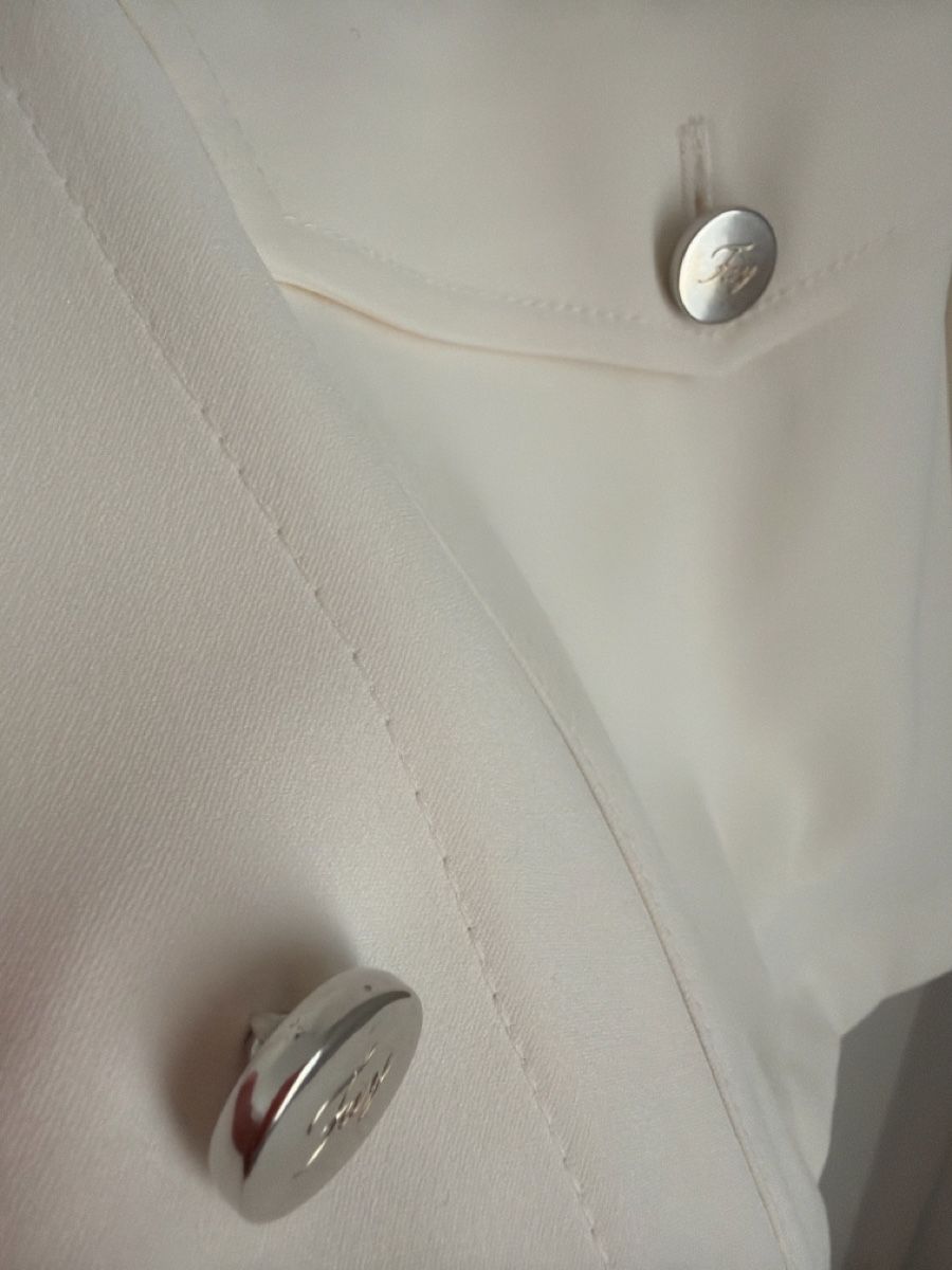 Fay Jacken: Fay Jacke Creme Grösse M neuwertig – Gebraucht aus Othmarsingen von Darija7 4