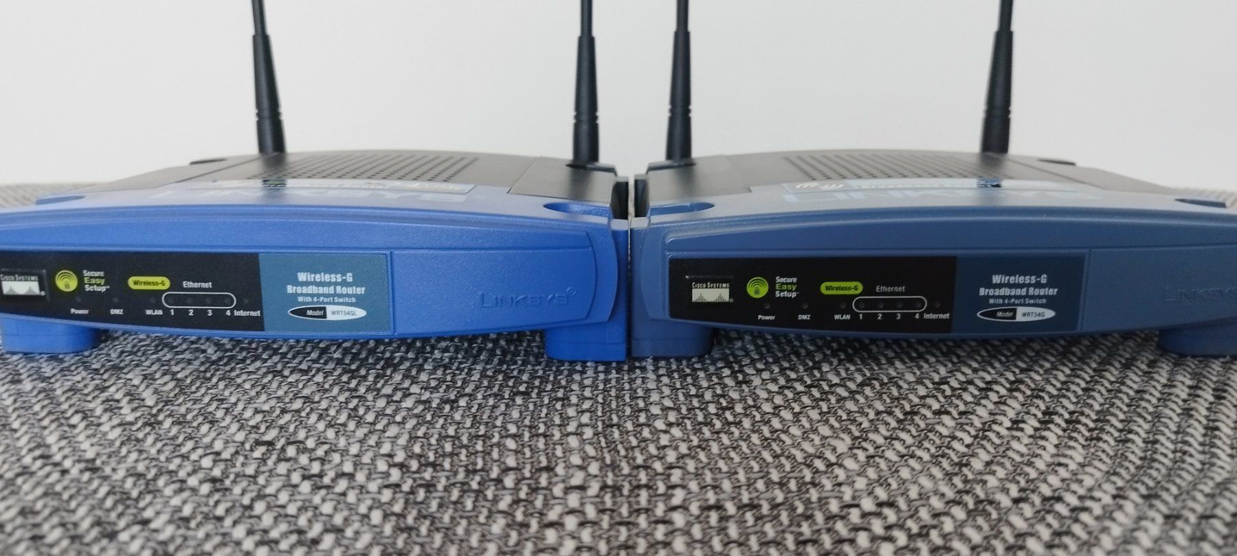 Linksys Modem & Router: 2 router Linksys – WRT54G + WRT54GL – Usato da Bedano venduto da fmilos 3