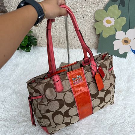 Coach Handtasche Monogramm braun pink orange Grösse L guter 