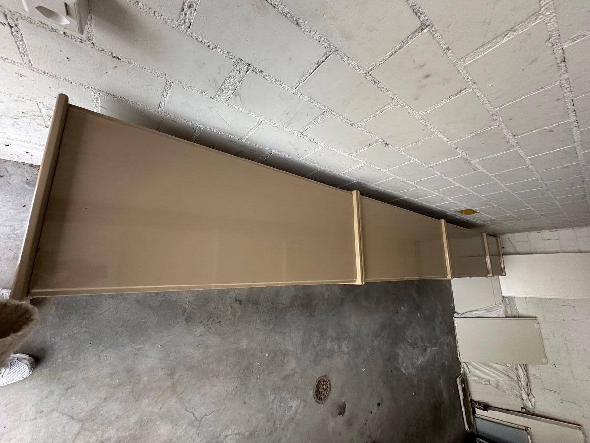 Scaffali: Kommode – Usato da Stäfa venduto da buecher10 7