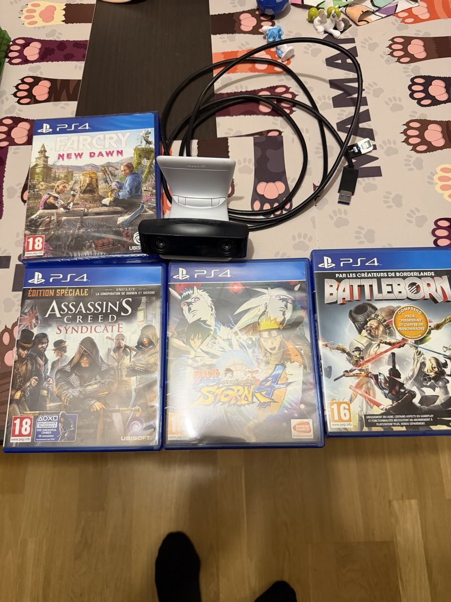 Sony Jeux: Jeux ps5 + caméra ps5 – Neuf (Voir description) à Onex par Nicola1220