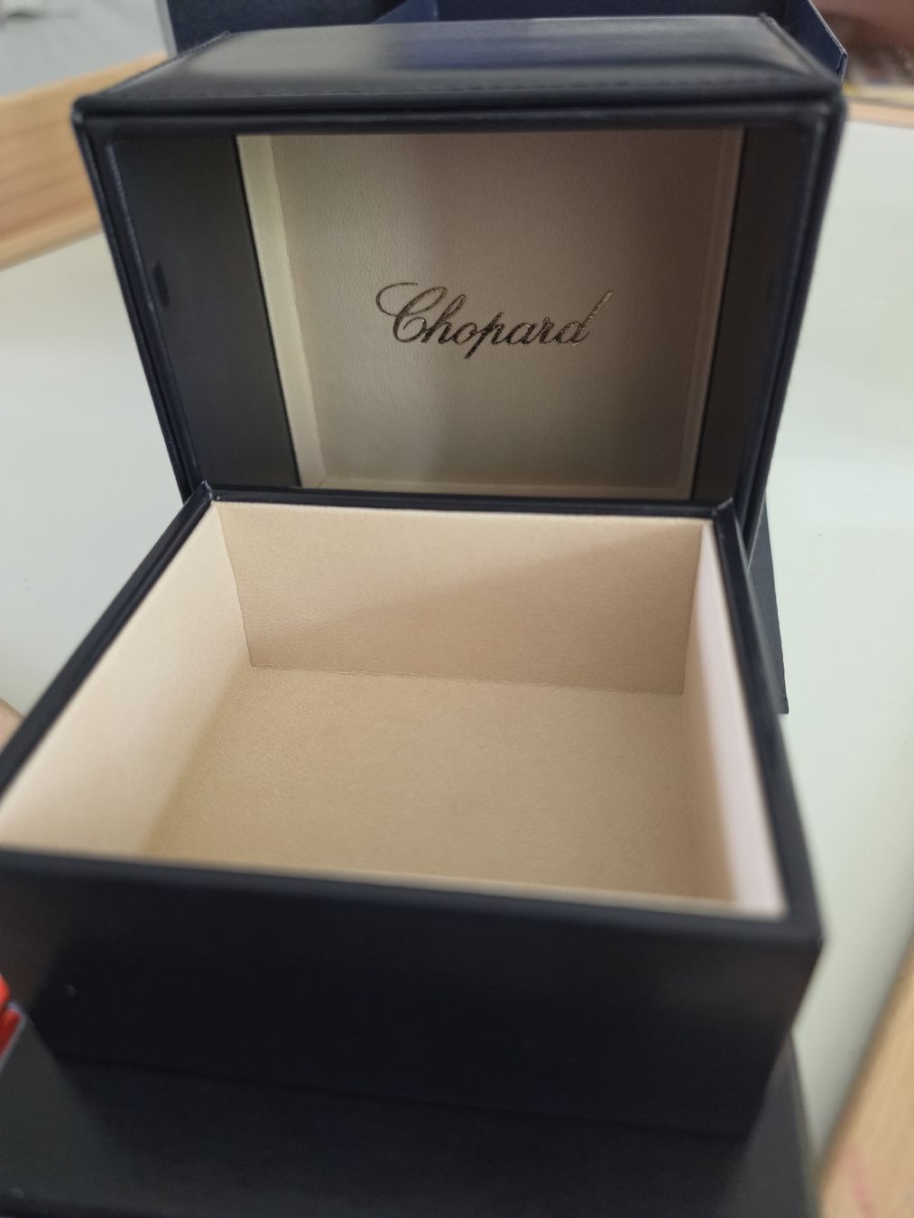 Chopard Scatole porta orologi: Chopard Uhr Box dunkelblau – Usato da Wädenswil venduto da kiki48 3