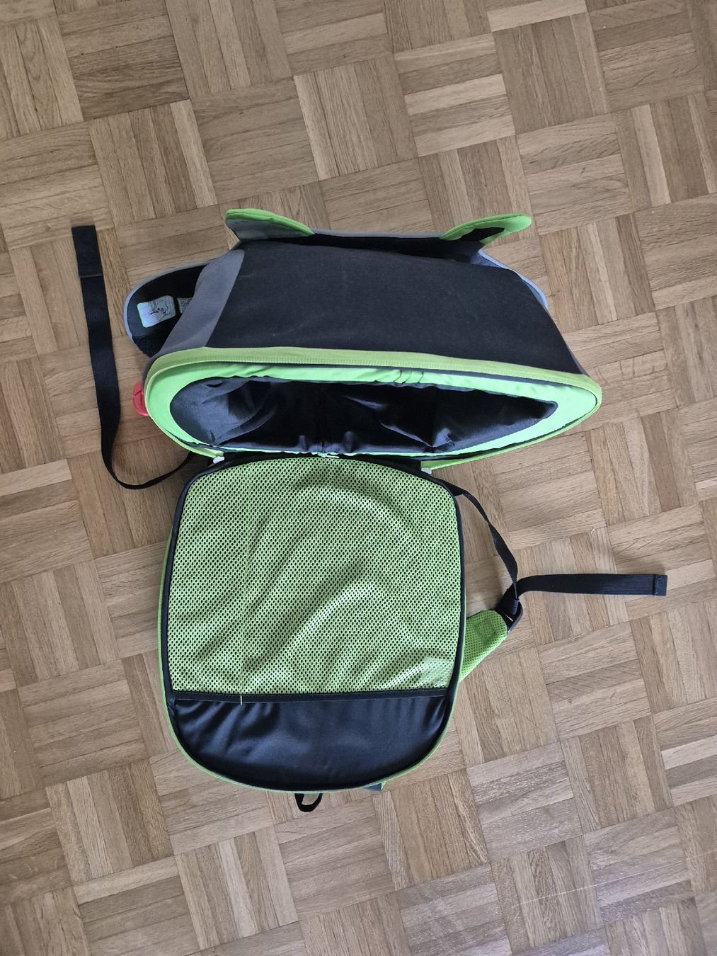 Trunki Sièges auto: trunki, Boostabag . Kids seat car and backpack.  – Neuf (Voir description) à Zürich par pav_dhl9 4