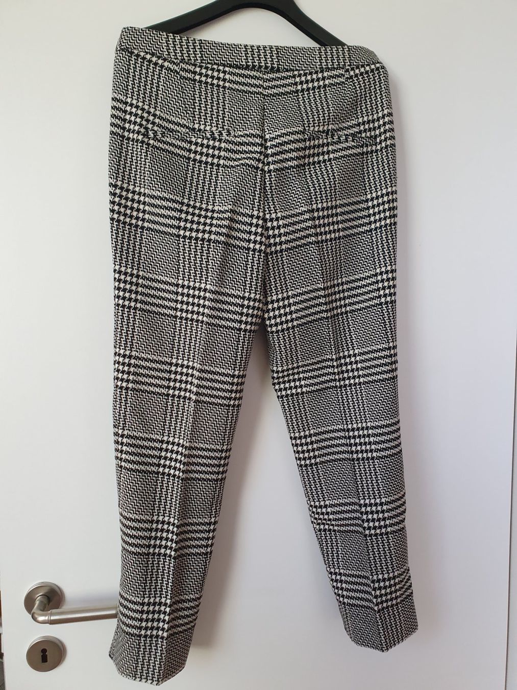 H&M Pantaloni: Elegante H&M Hose mit Karomuster, Grösse 38 – Usato da Kloten venduto da Hektor44 1