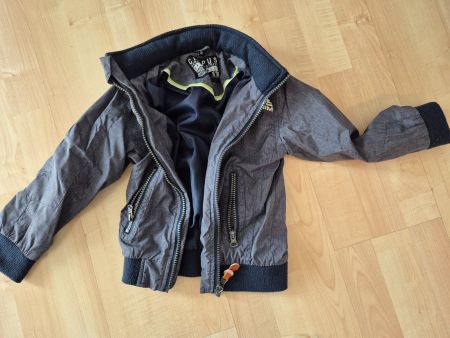 Übergangsjacke mit Kapuze Gr. 104/86, Top Zustand!