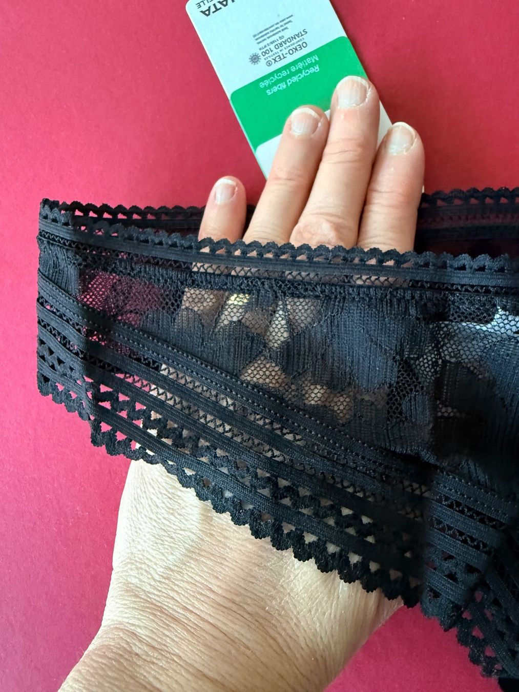 Passionata Altra biancheria intima: String, PASSIONATA, Gr. 38, Schwarz mit Blumenmuster, 3 Stck – Nuovo e nell'imballaggio originale da Rudolfstetten venduto da gst_g7xl 1