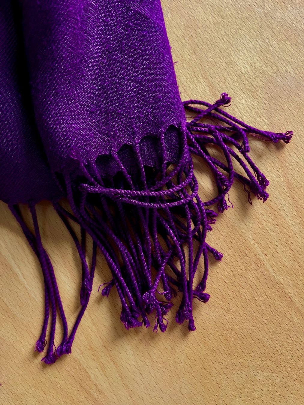 Foulard & Sciarpe: Pashmina Schal bordeauxfarbig mit Fransen – Usato da Winterthur venduto da 1956ingi 5