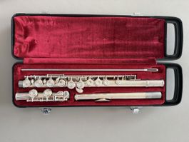 YAMAHA YFL211S Querflöte Made in Japan