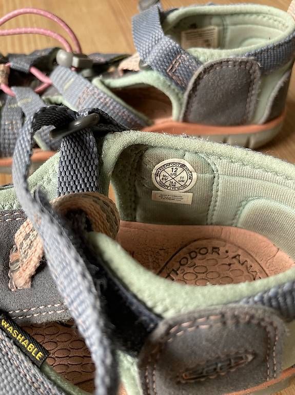 Scarpe per ragazzi: Keen Trekking Sandalen Gr. 30 – Usato da Basel venduto da Tulipana_Miao 2