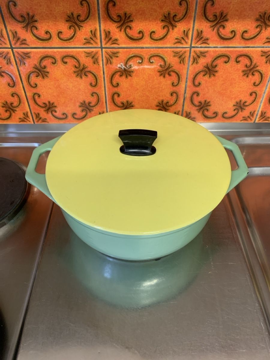 Von Roll Pfannen: Von Roll Bräter – Gebraucht aus Murgenthal von Ivy69