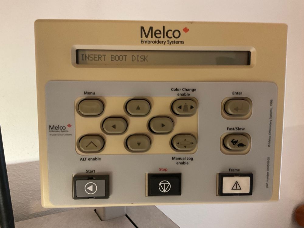 Stickmaschine Melco EMT 10T. Inkl. Melco USB Dongle (Defekt) in Muralto ...