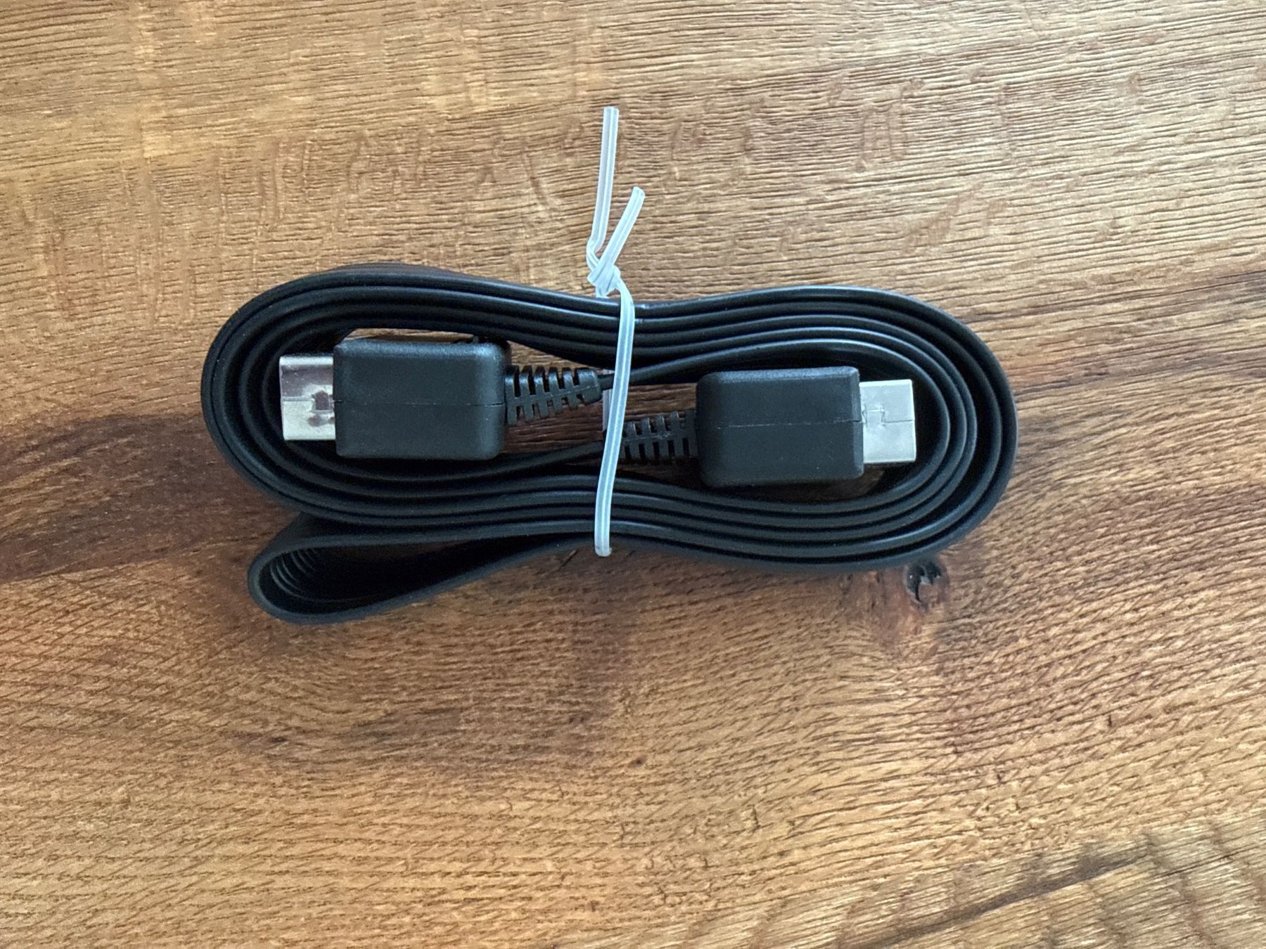 Câbles: SCART Kabel schwarz – Neuf (Voir description) à Zürich par Gekuu 1