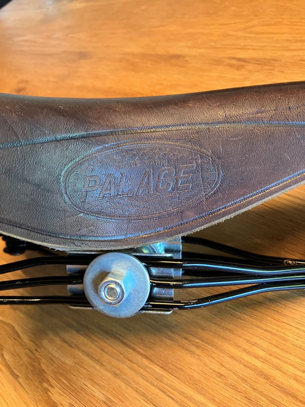 Pezzi di ricambio: Fahrradsattel – Usato da Langenthal venduto da hobbit99 1