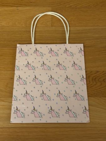 Geschenktasche in rosa mit Einhorn Motiv