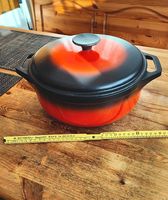 Bräter aus Gusseisen/ Cocotte rot-schwarz  Ø ca. 30 cm