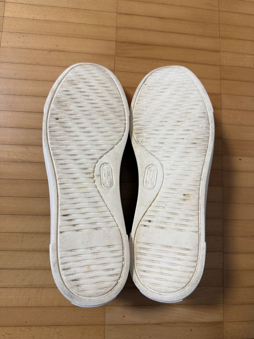 AGL Scarpe da donna: AGL Damenschuhe Gr. 39 – Usato da Frauenfeld venduto da LIL_NA 7