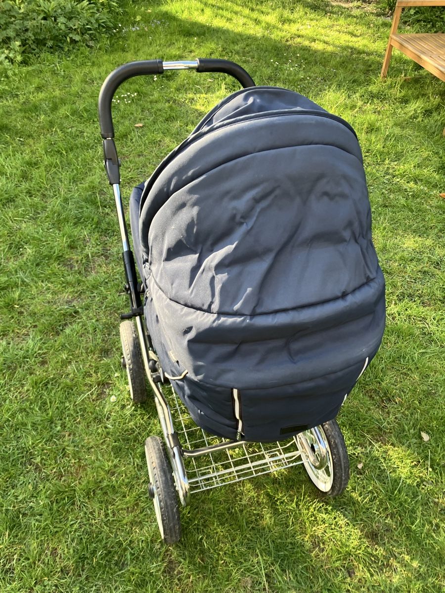 Emmaljunga Carrozzine: Emmaljunga Kinderwagen  – Usato da Basel venduto da inf_j7qw 4