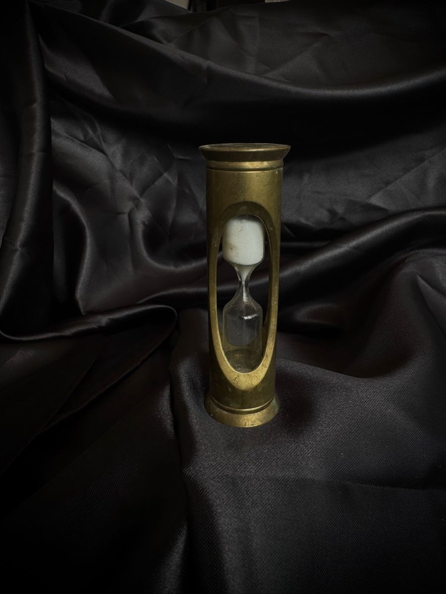 Orologi da terra & Orologi da parete: brass hourglass decorative vintage decor – Usato da Bern venduto da nkink 1