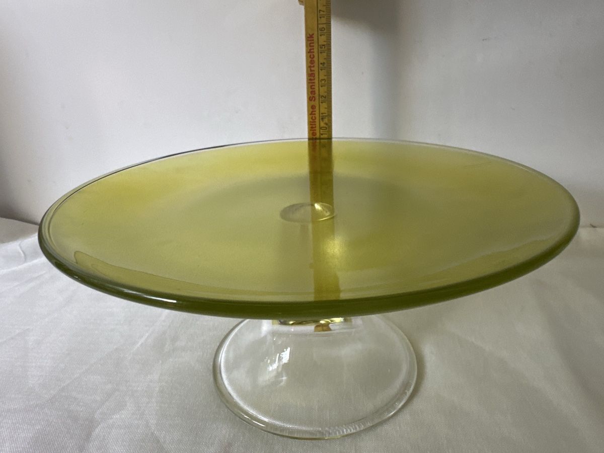 Servierplatten: Glaskuchenplatte gelb 20,5cm Durchmesser gebraucht – Gebraucht aus Zürich von Chaeffeler 5