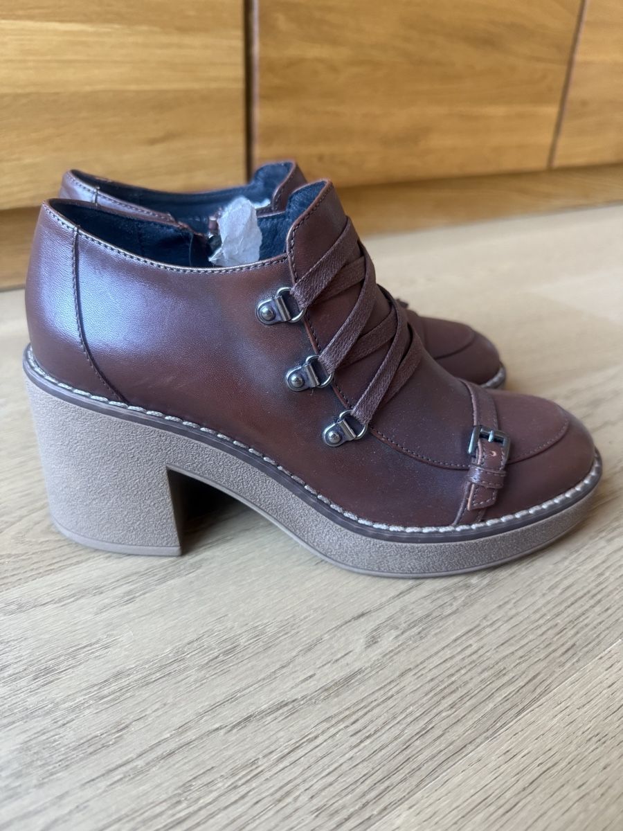 Geox Scarpe da donna: Geox Stiefeletten, Gr. 39 – Nuovo (secondo la descrizione) da St. Gallen venduto da gat_kp29