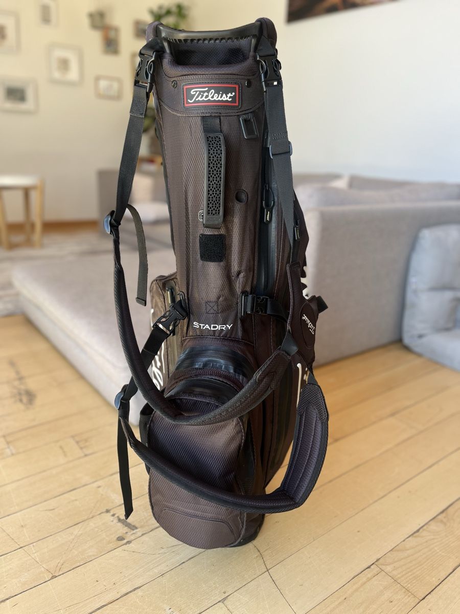 Titleist Borse: Titleist Players 4 StaDry Golf Bag – Usato da Pontresina venduto da ste_5mly 4