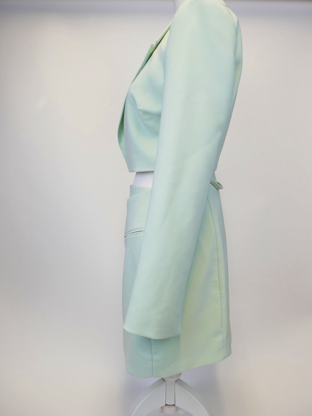 Robes: Mantelkleid – D'occasion à Urtenen-Schönbühl par Restwert_Schoenbuehl 1