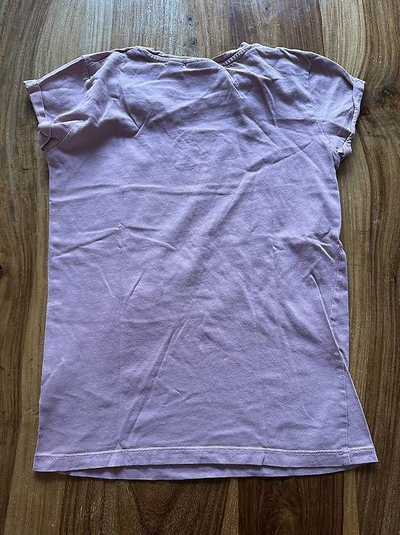 Camicette, T-shirt & Top: Mexx Shirt Gr. 128 134 Rosa Hund – Usato da Münsingen venduto da Minimalisten 1