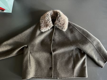 Zara Jacke grüen kurz