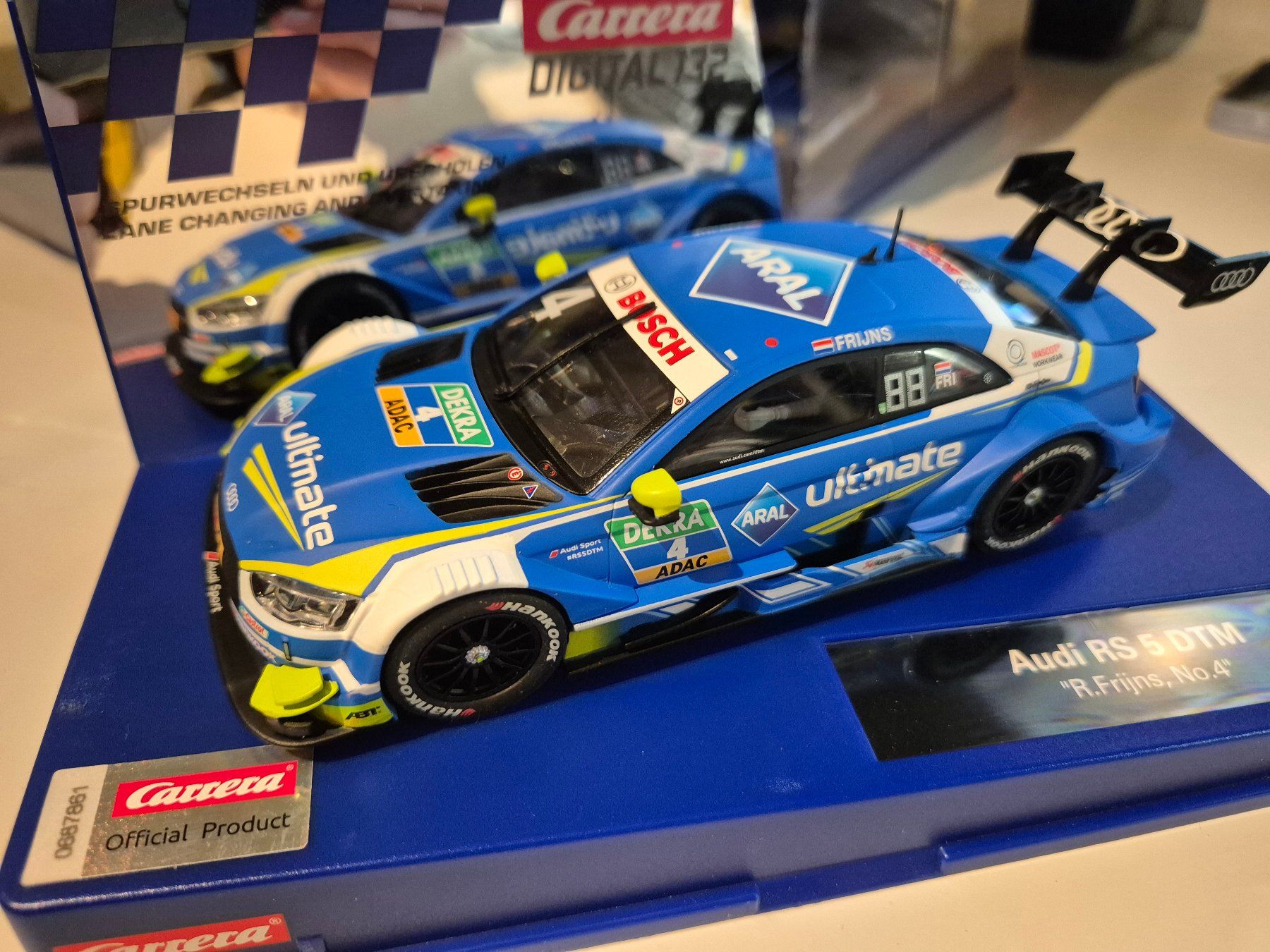 Carrera Digital 132 Audi RS 5 DTM – M. Rockenfeller Nr. 99 – Maßstab 1:32 – Mit Front-, Rück- Und Bremslicht – Digital Steuerbar – Ab 8 Jahren