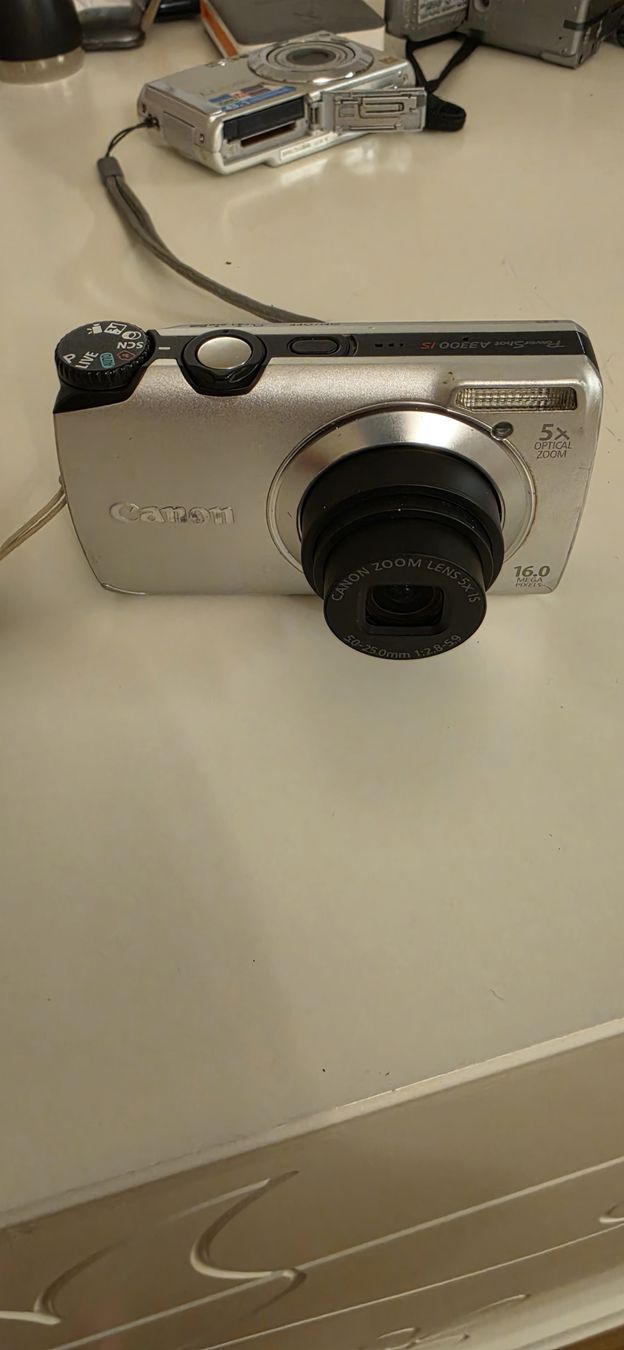 Canon Fotocamera: Canon Powershot A3300IS – Usato da Lyss venduto da ram76 1